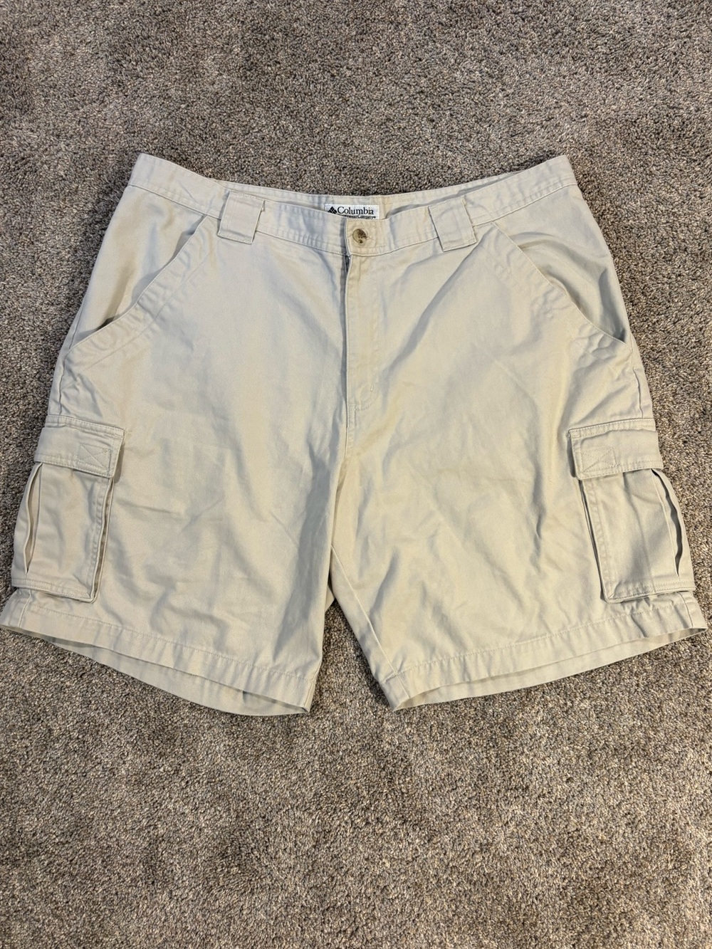 Columbia Sportswear Men’s Beige Cargo Shorts Cotton Twill 30W Hiking Summer Y2K